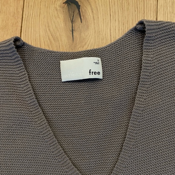 Taupe Aritzia Sweater - Picture 4 of 5